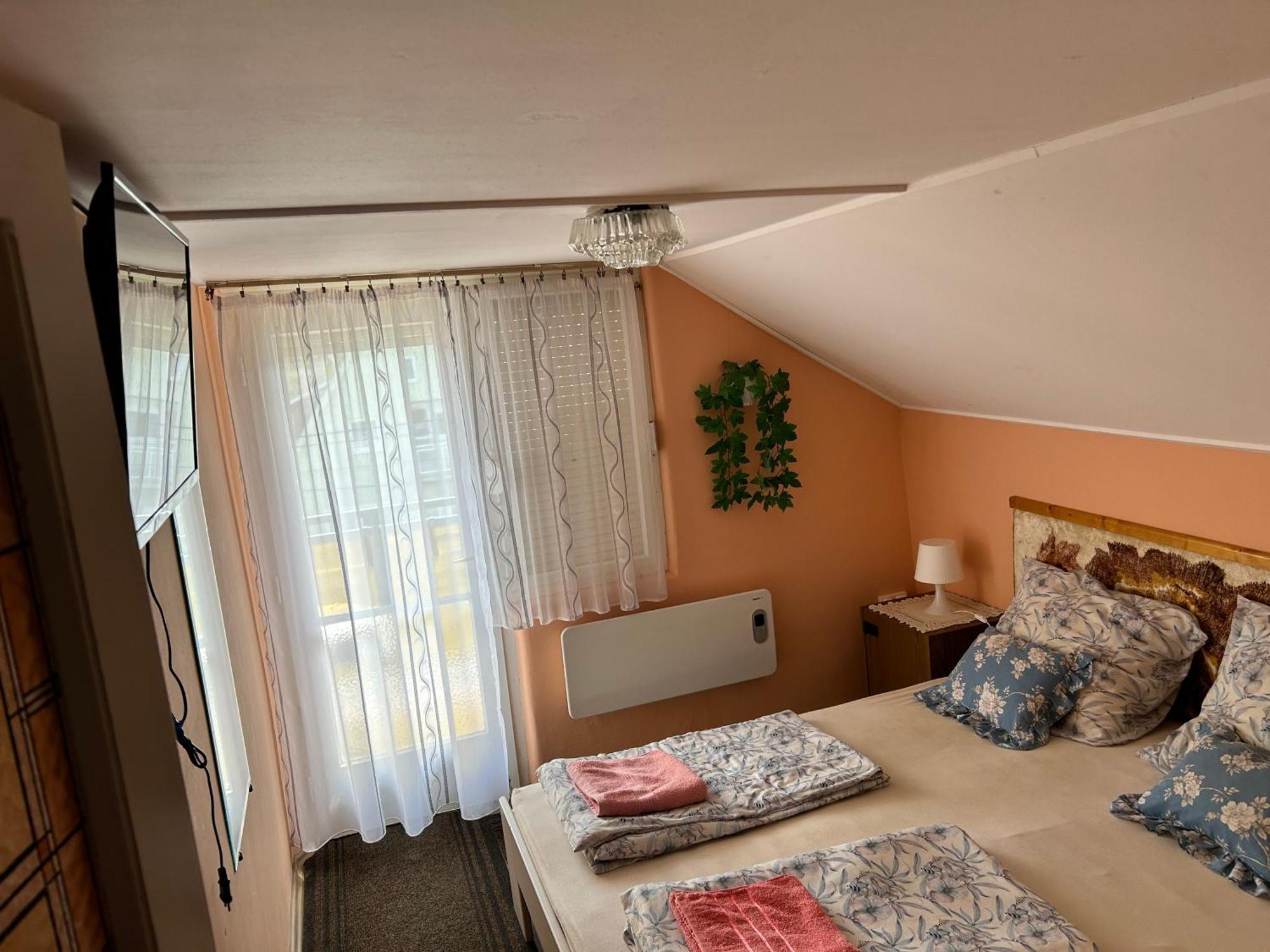 Szabo Apartmanhaz Zalakaros Buitenkant foto