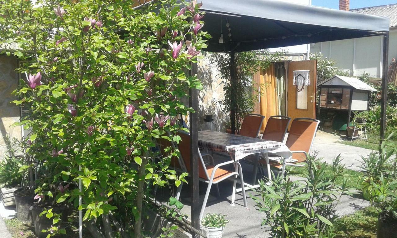 Szabo Apartmanhaz Zalakaros Buitenkant foto